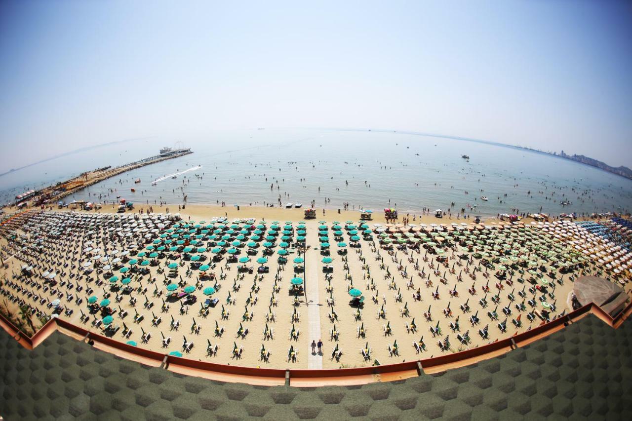 Perandor Beach ดูร์เรส ภายนอก รูปภาพ